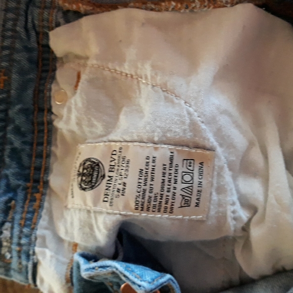 Denim Boulevard overalls denim shorts - Picture 6 of 7